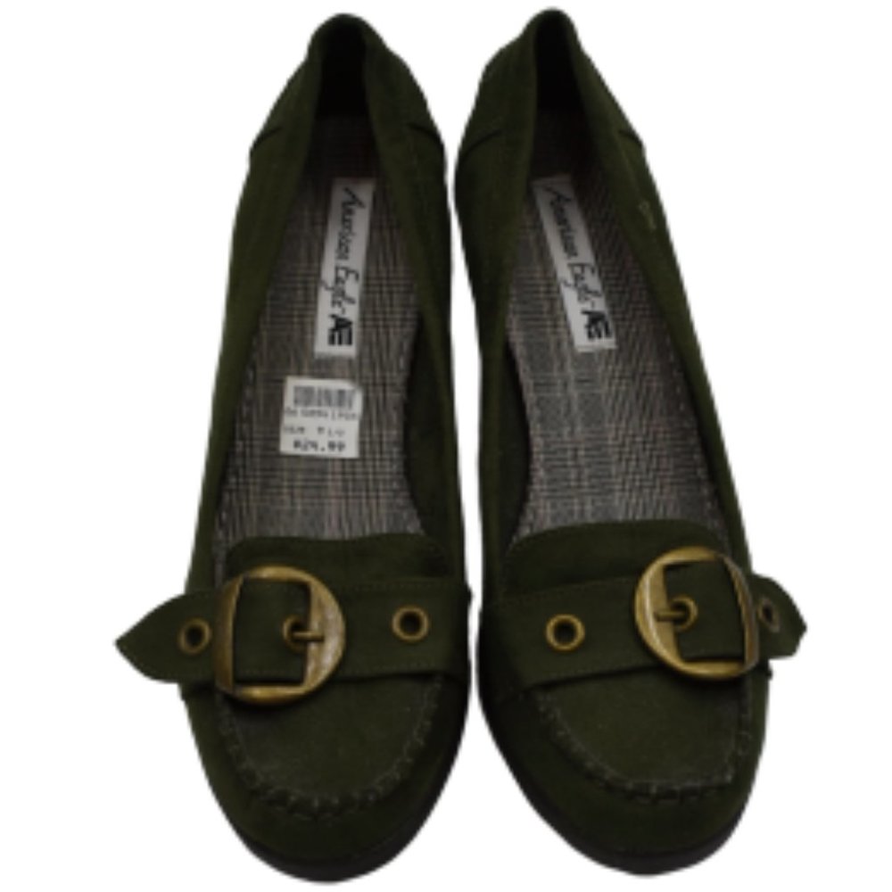 American Eagle Faux Suede Green Wedges 9.5 NWT